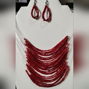 👜NWT Fashion Accessory set of earrings and necklace beaded Red - #208
